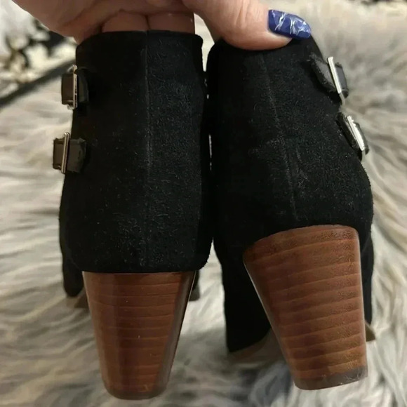 VIONIC Chryssa Peep Toe Booties Boots Black Suede Size 7 EUC Fall Shoes Comfy - Picture 7 of 10